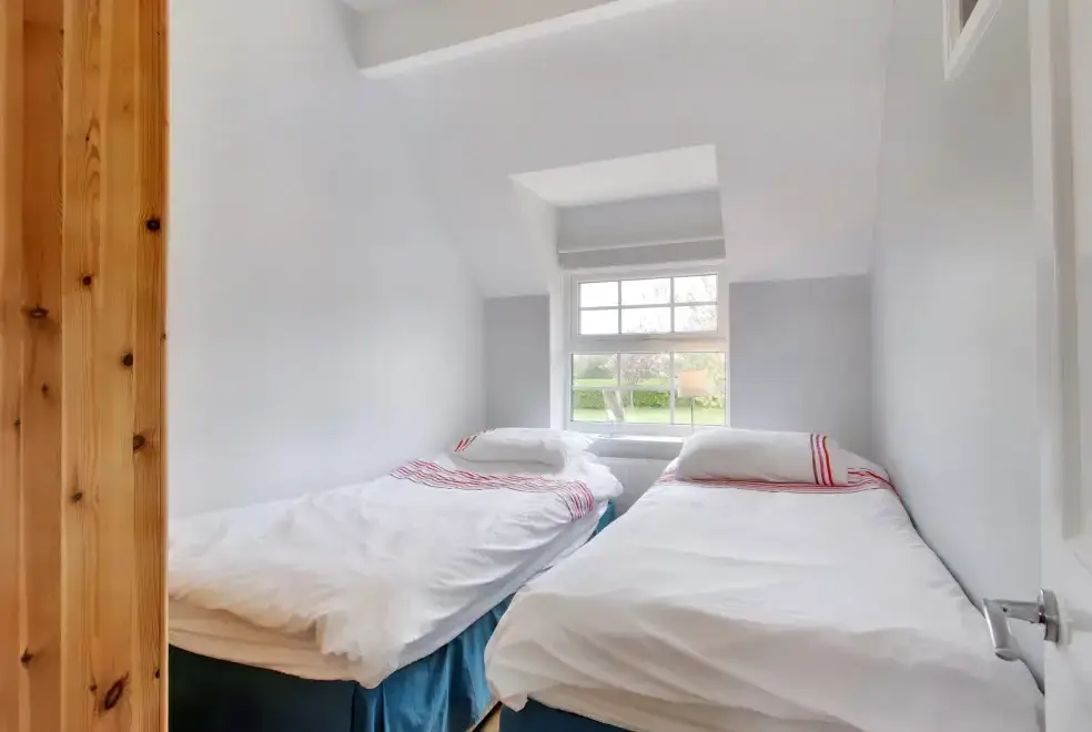 Bedroom at Ingleside Family Cottage, Cotswolds