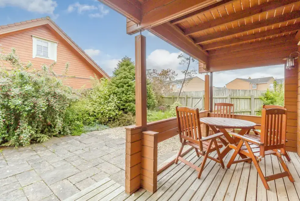 Decked area at Jamaal Lodge