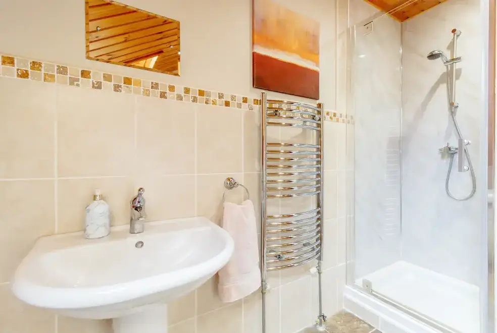 Shower room at Jamaal Lodge