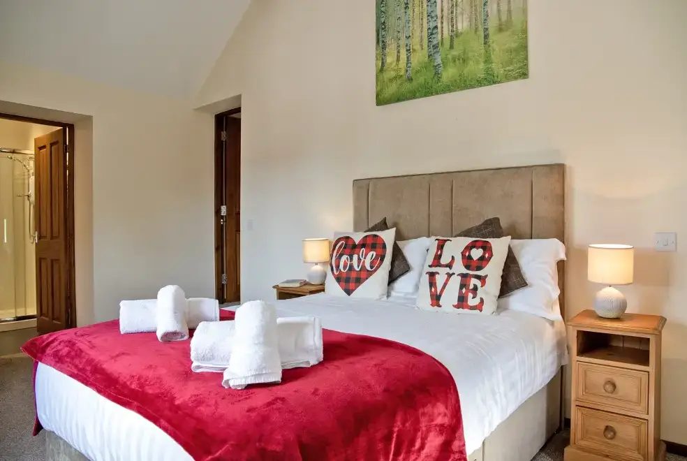 Bedroom at James's Parlour with exclusive use of shared Indoor Swimming Pool, Sports Court & Play Area