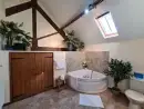 Family bathroom at James's Parlour with exclusive use of shared Indoor Swimming Pool, Sports Court & Play Area - thumbnail photo