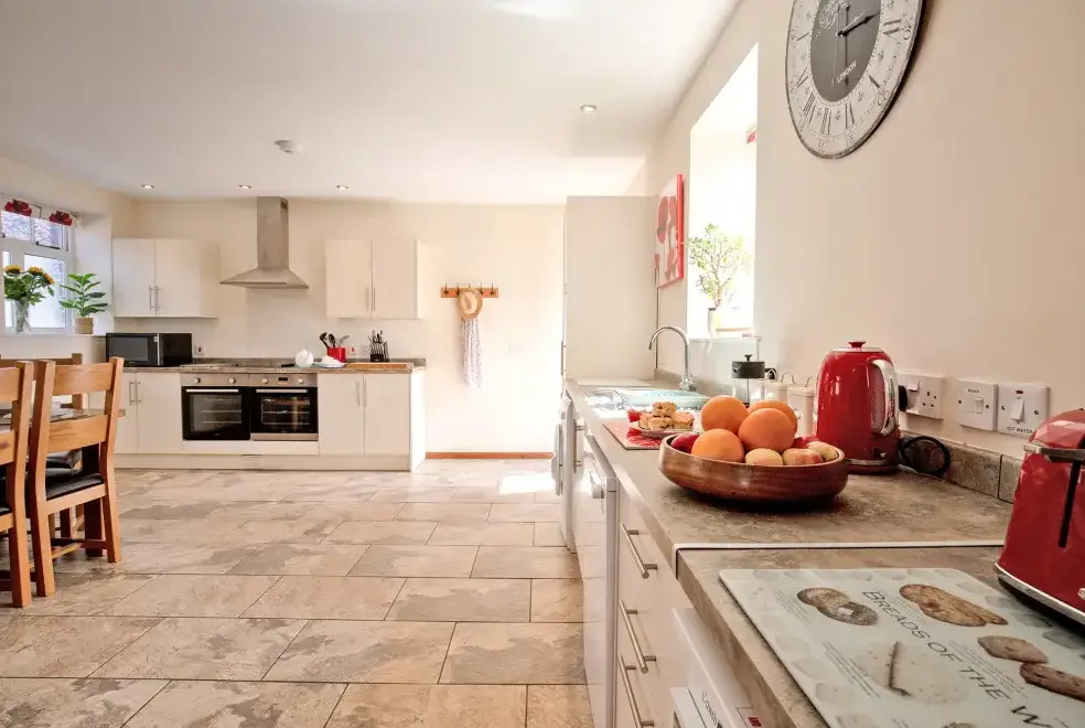 Kitchen/diner at James's Parlour with exclusive use of shared Indoor Swimming Pool, Sports Court & Play Area