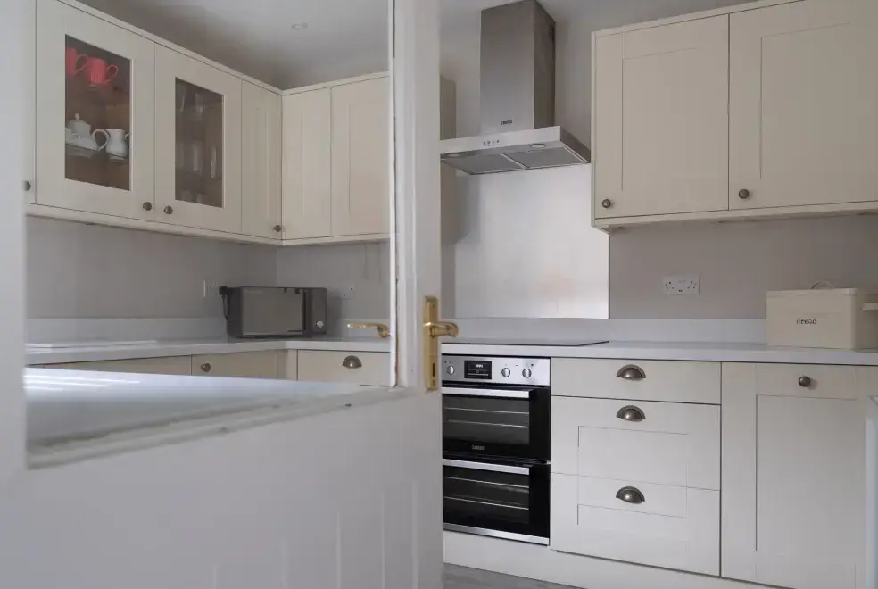 Well equipped kitchen at Keepers Cottage