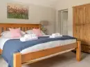 Bedroom at Keepers Cottage - thumbnail photo