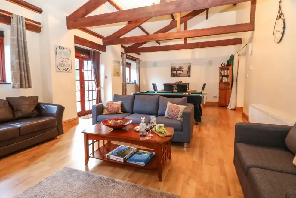 Lounge at Kingfisher Barn