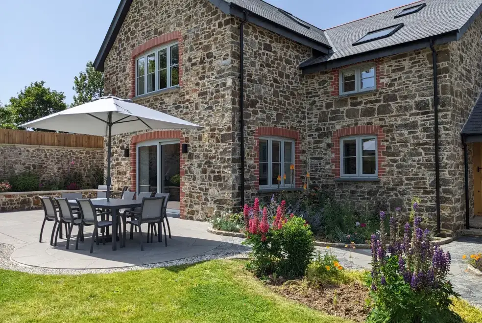 Knowle House, from the outside