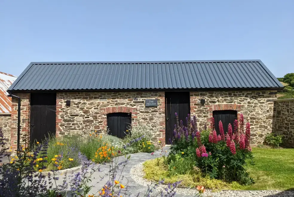 Knowle House, from the outside