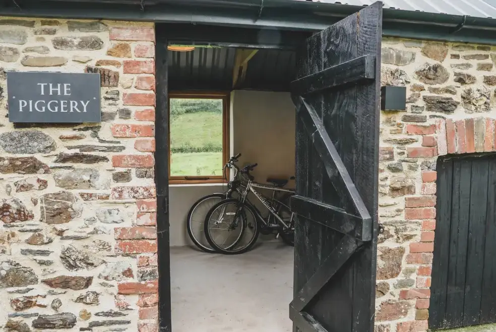 Knowle House, from the outside