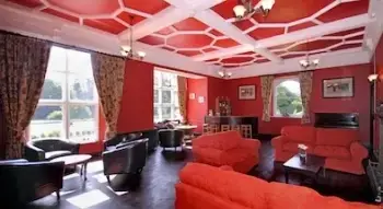 Drawing room at Knowle Manor