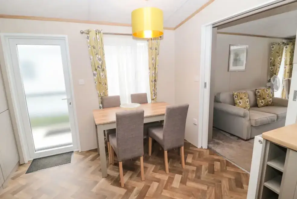 Kitchen/diner at La Hacienda Lodge