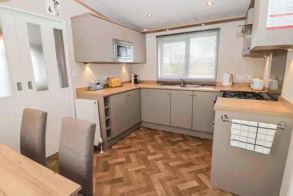 Kitchen/diner at La Hacienda Lodge