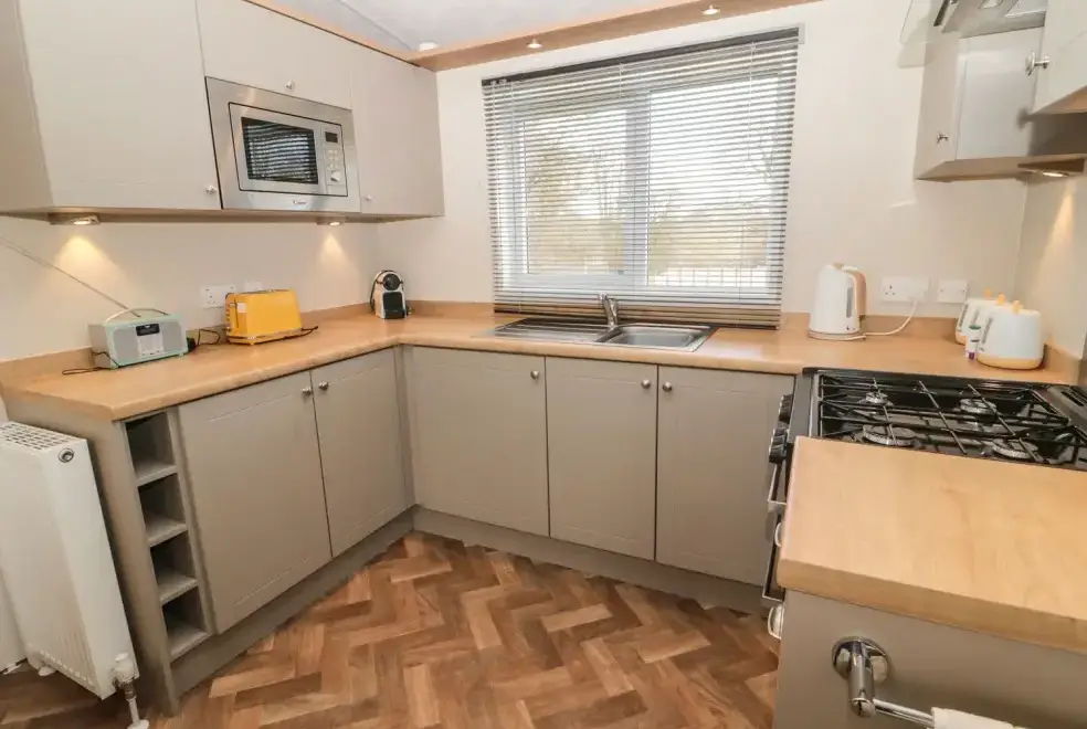 Kitchen/diner at La Hacienda Lodge