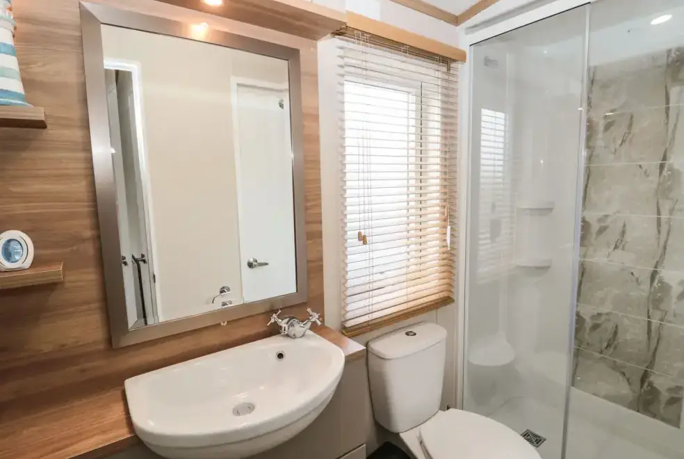 Shower room at La Hacienda Lodge