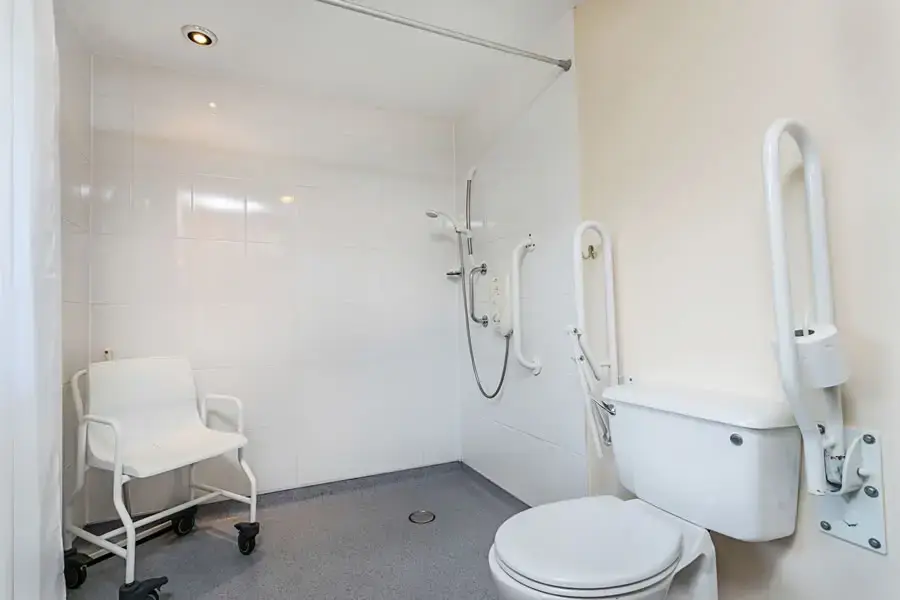 Wet room at Laburnum Lodge