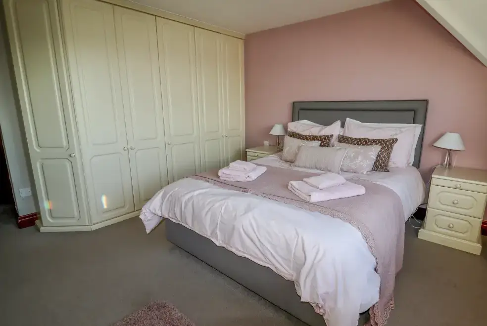 Bedroom at Lake View House