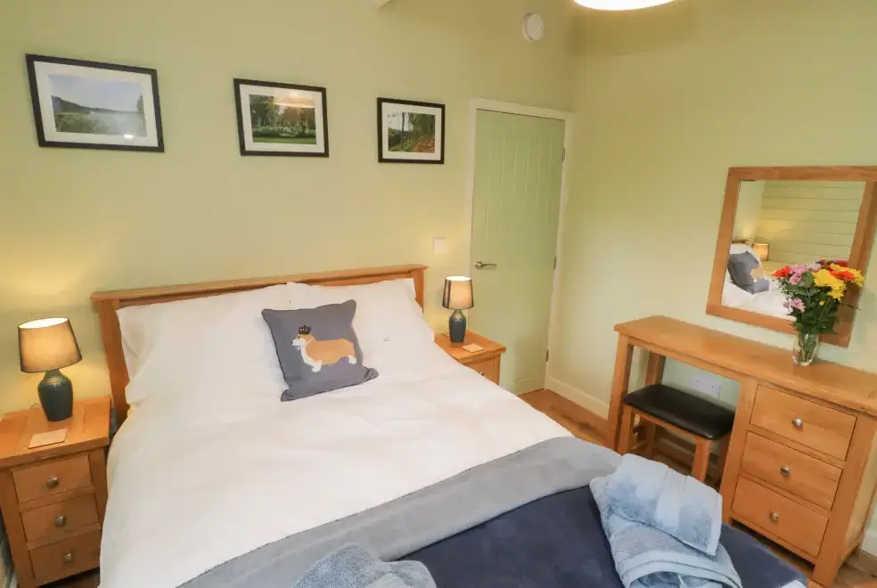 Bedroom at Lake View Lodge