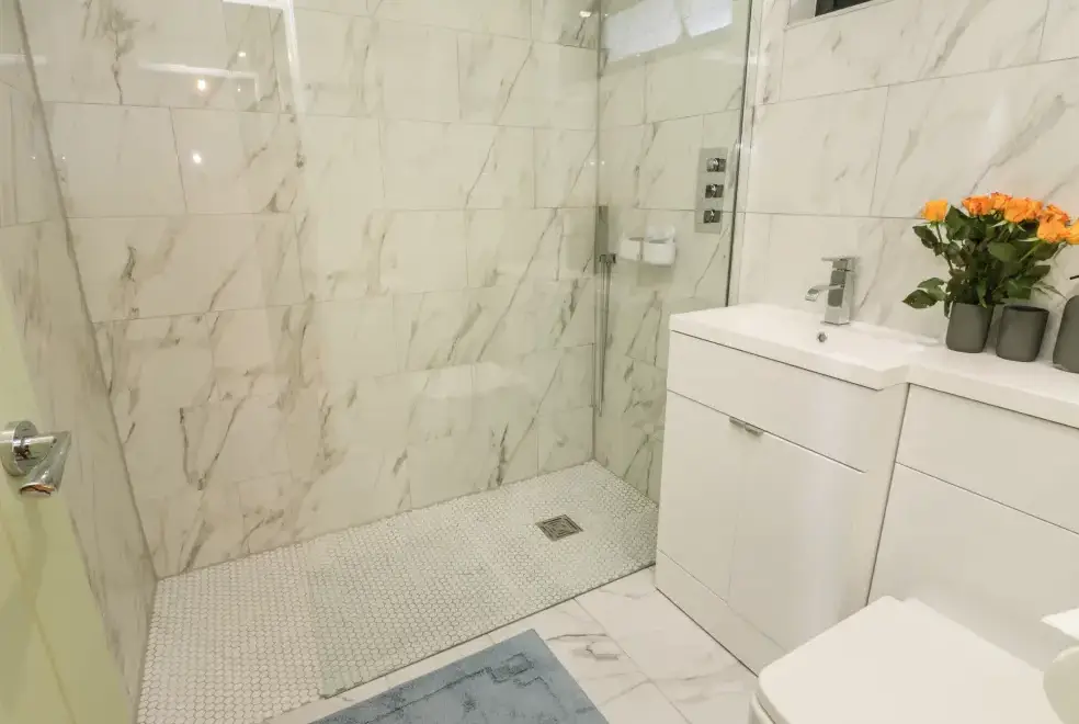 Shower room at Lake View Lodge