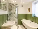 Family bathroom at Lake View - thumbnail photo
