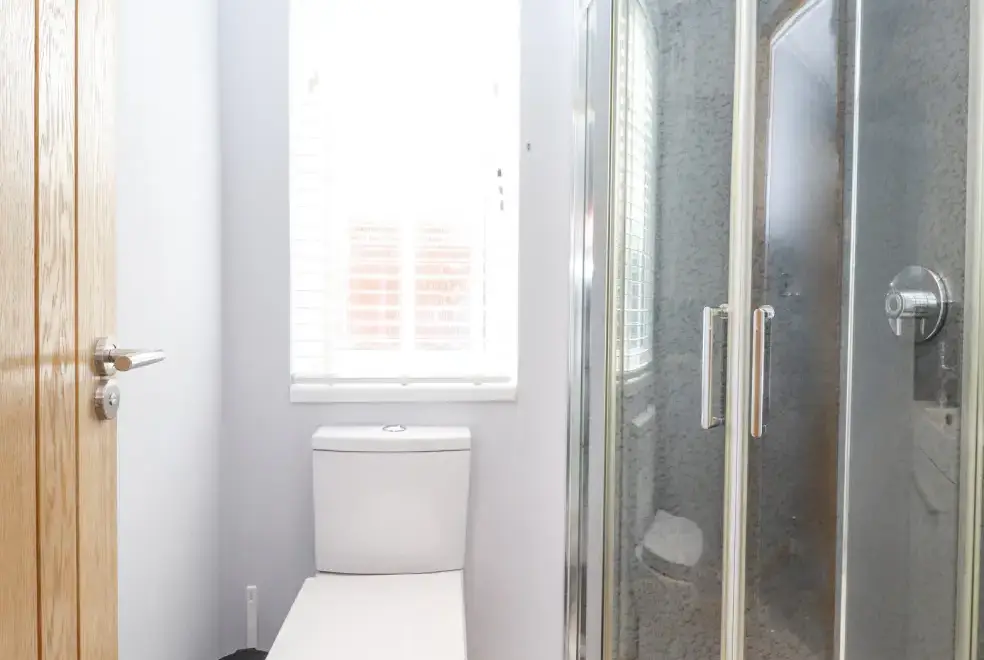 Shower room at Lakes Lodge