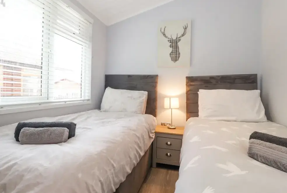 Bedroom at Lakes Lodge