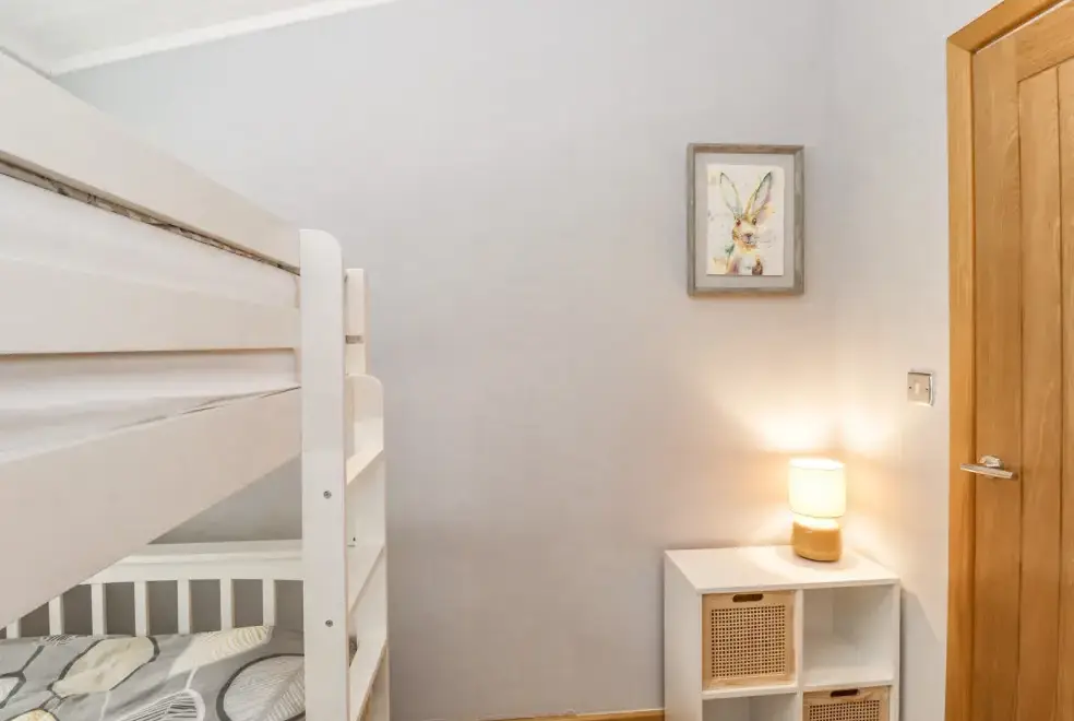 Bedroom at Lakes Lodge