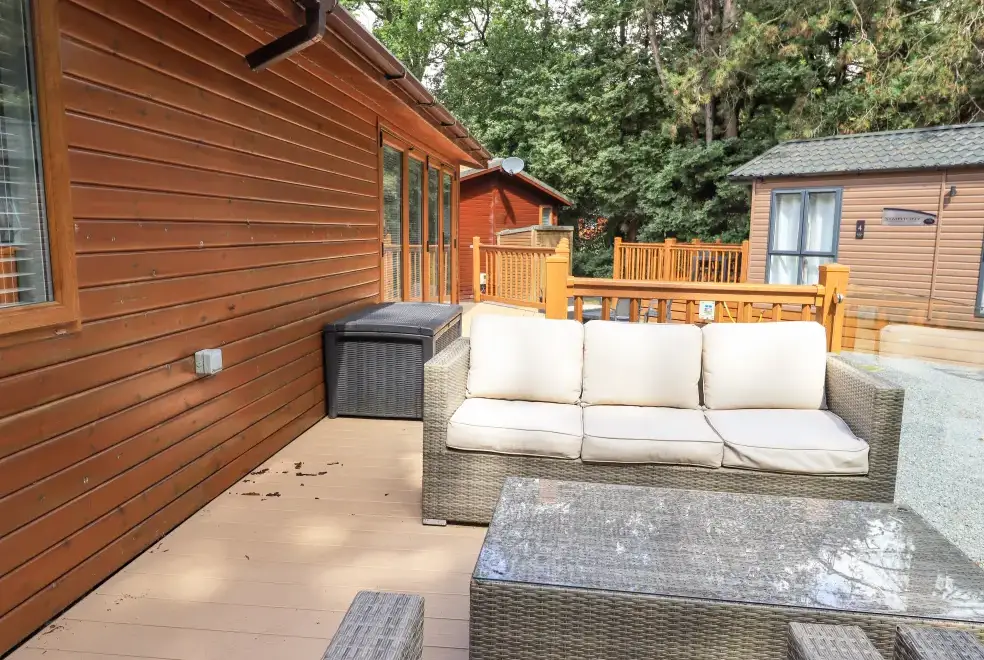 Decked area at Lakes Lodge