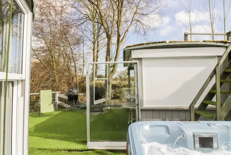 Private Hot Tub at Lakeside Yurt, Cotswolds