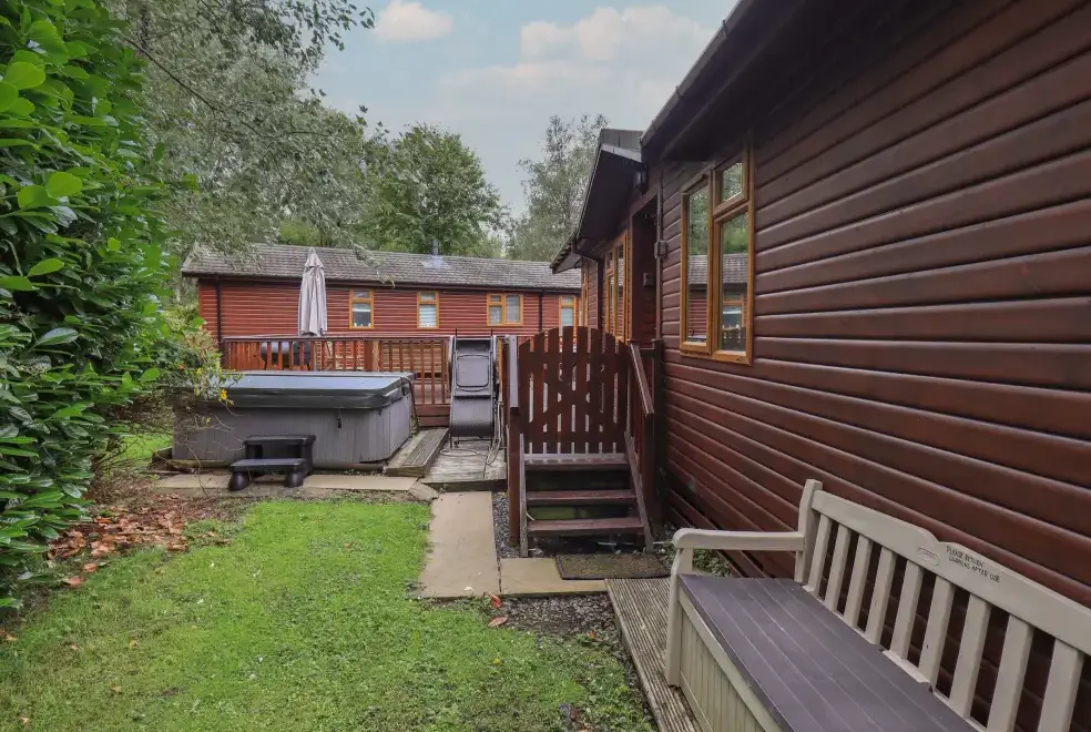 Private Hot Tub at Langdale Lodge 15