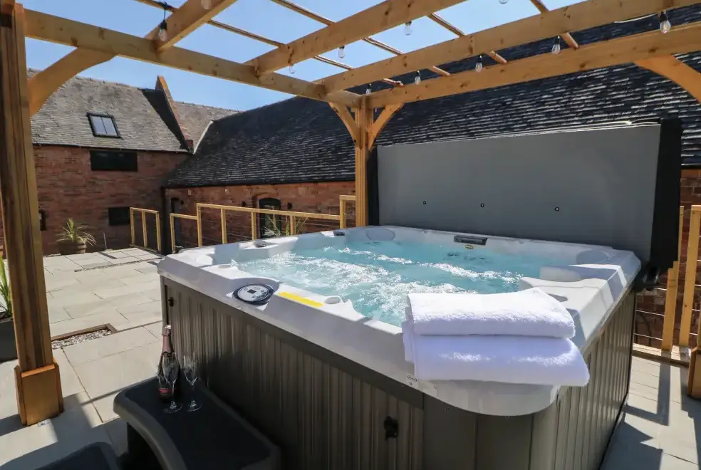 Private Hot Tub at Langley Barn