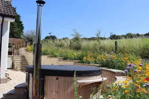 Private Hot Tub at Leafield House @ Nables Farm, Wiltshire