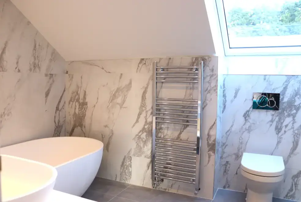 Ensuite bathroom at Leafield House @ Nables Farm