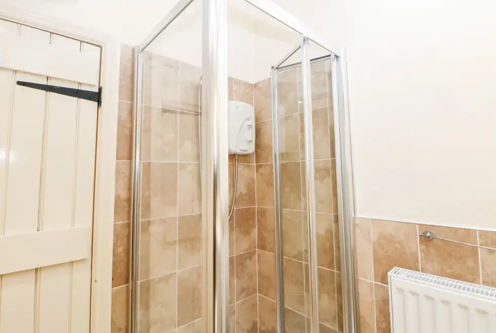 Shower room at Lees Farm