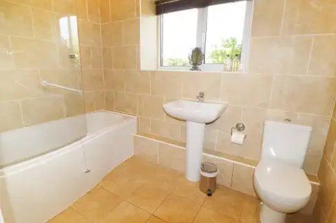 Family bathroom at Leigh Holt, Somerset