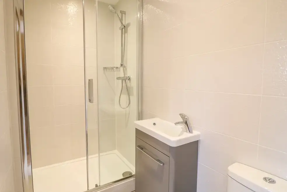 Shower room at Little Gem