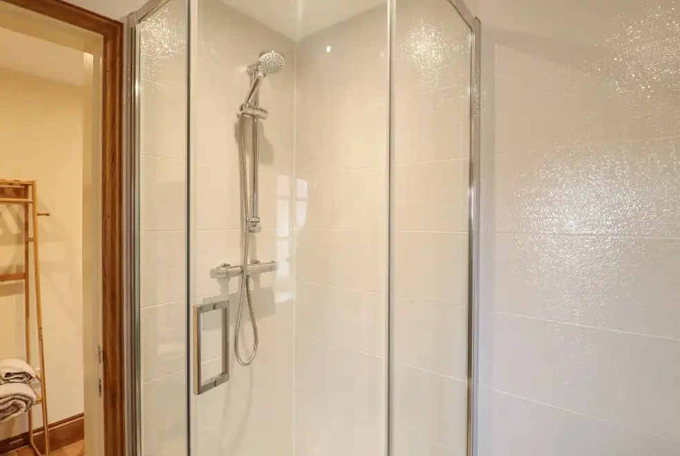 Shower room at Little Gem