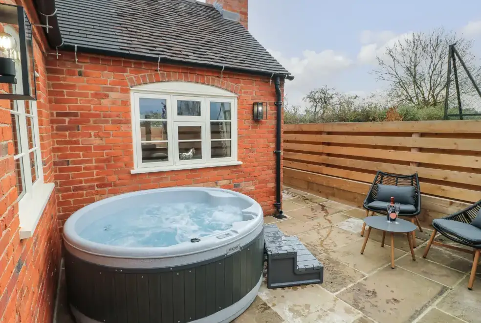 Private Hot Tub at Little Gem