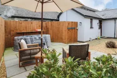 Llygad Y Dydd, Bow Street, Ceredigion