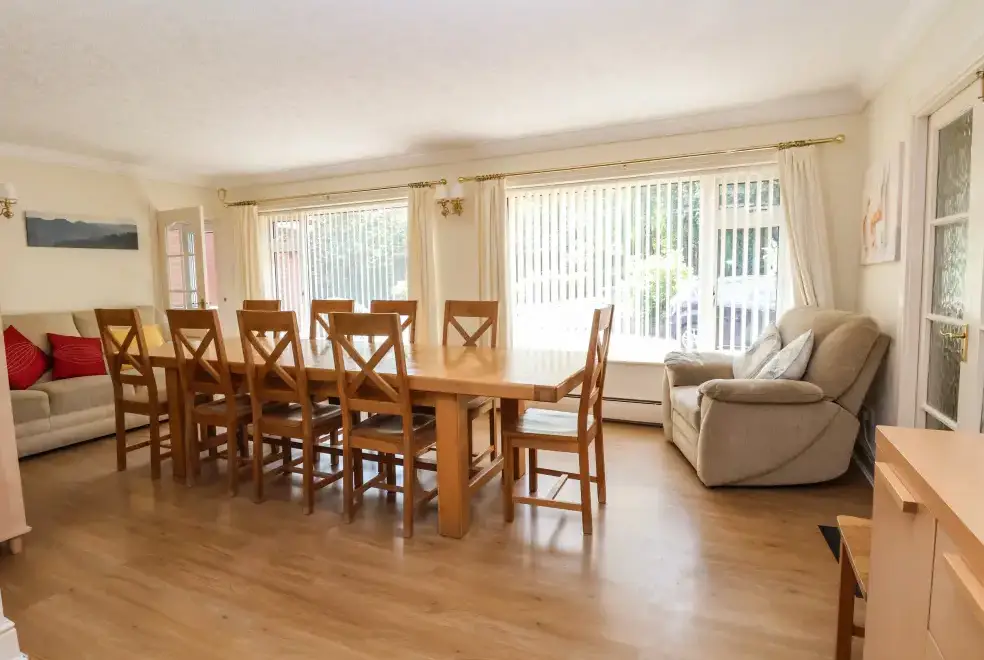 Dining room at Llys Offa