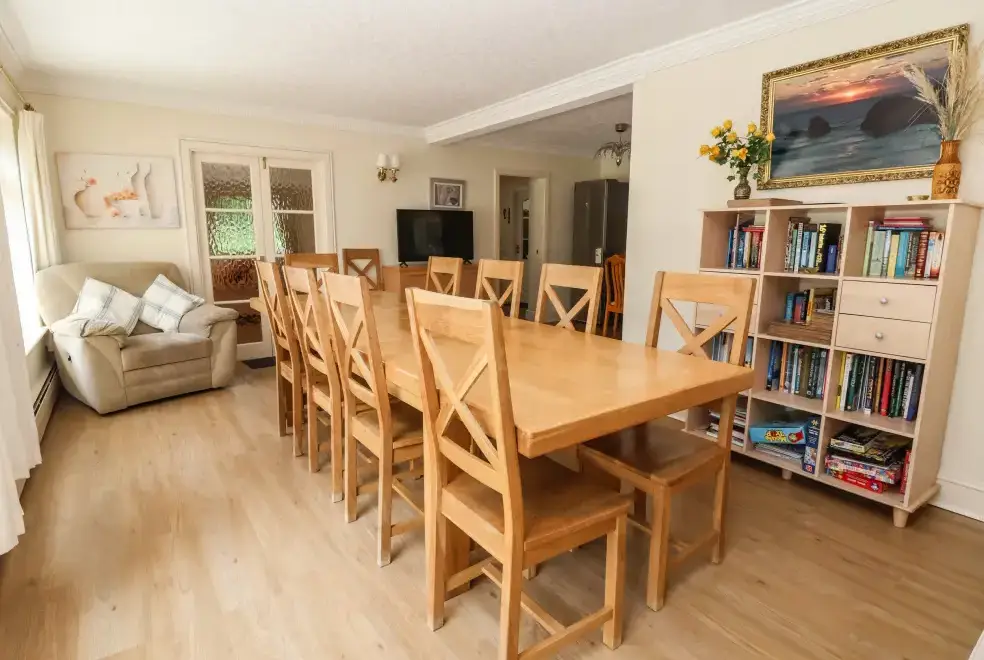 Dining room at Llys Offa