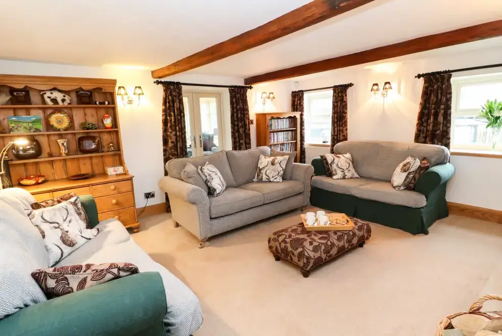 Lounge at Long Ing Farm