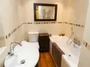 Family bathroom at Long Ing Farm - thumbnail photo