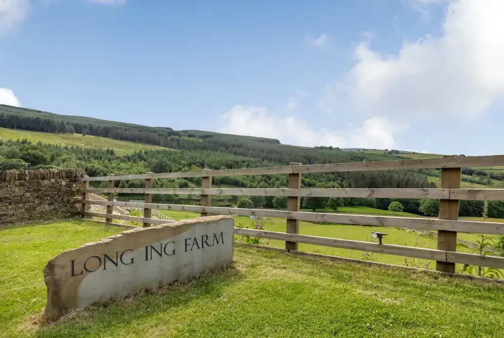 Countryside views at Long Ing Farm