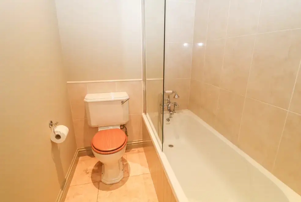 Family bathroom at Low Shipley Barn, North Pennines