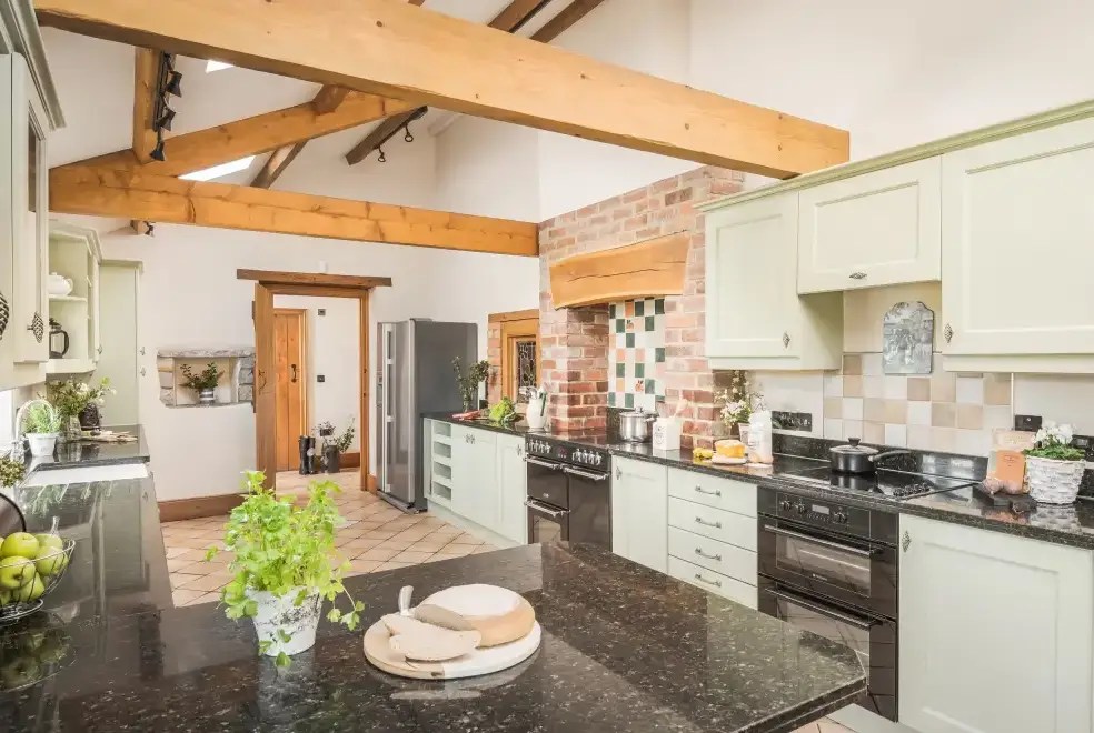 Farmhouse style kitchen at Lower Hedge Farm 