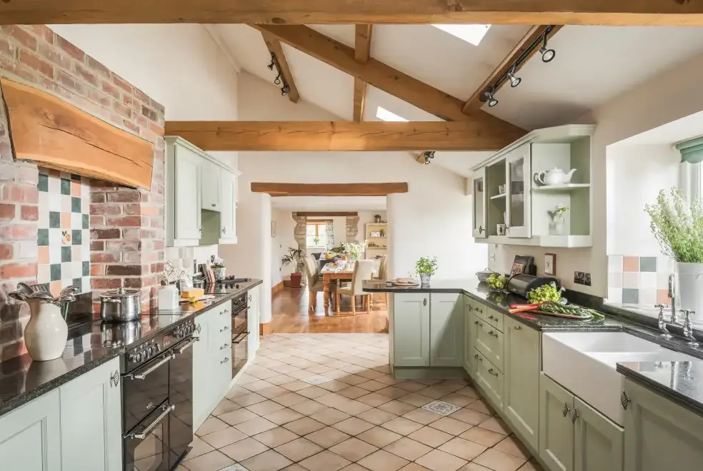 Farmhouse style kitchen at Lower Hedge Farm 