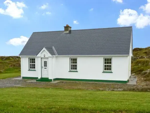 Lully More Pets Welcome Cottage, North West Ireland, from the outside