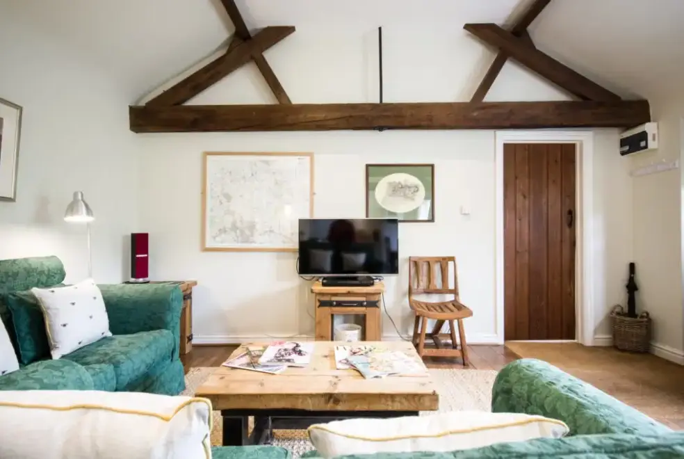 Lounge at Magdalen Cottage at Oxford Country Cottages