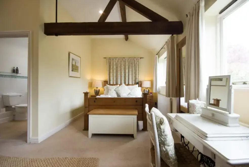 Bedroom at Magdalen Cottage at Oxford Country Cottages
