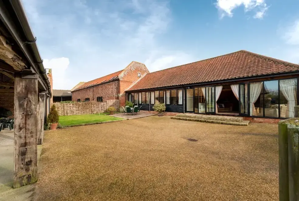 Mallard, from the outside