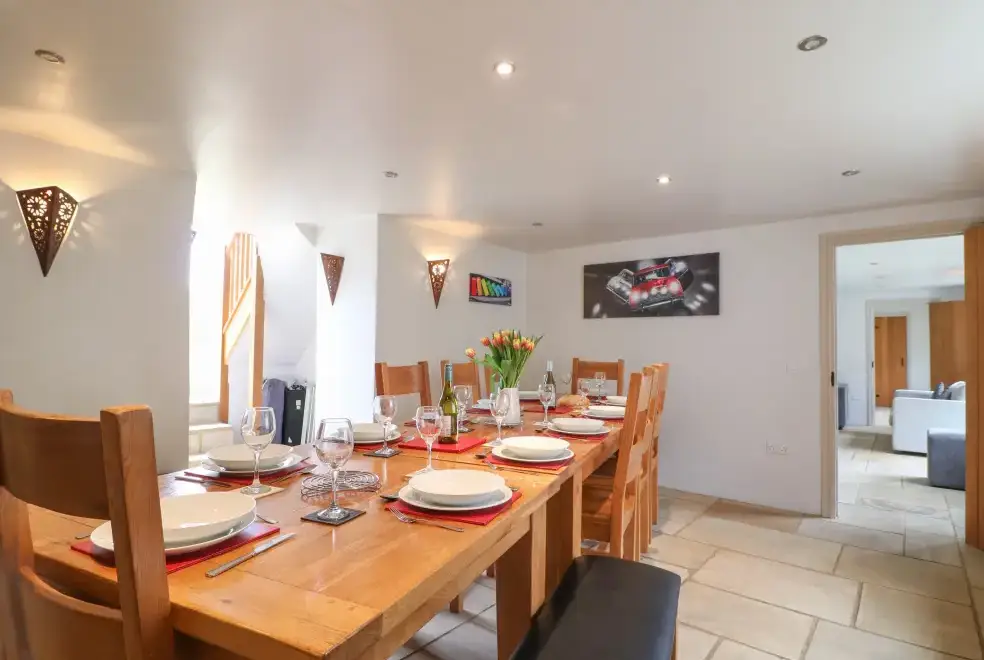 Dining room at Malt Barn